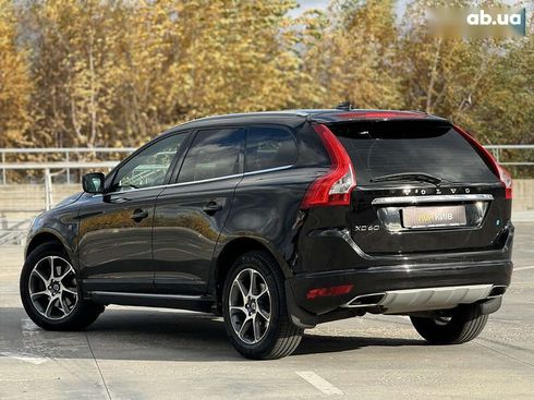 Volvo XC60 2016 - фото 22