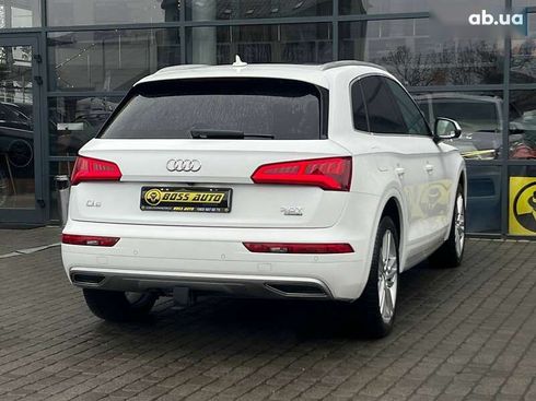 Audi Q5 2017 - фото 7