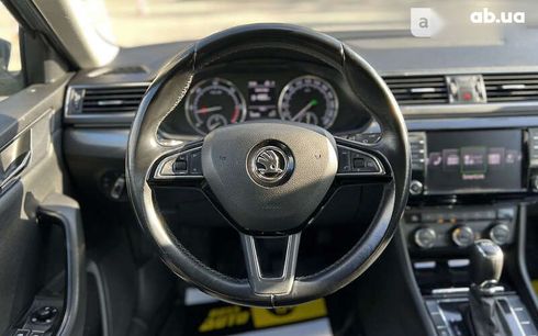 Skoda Superb 2017 - фото 14