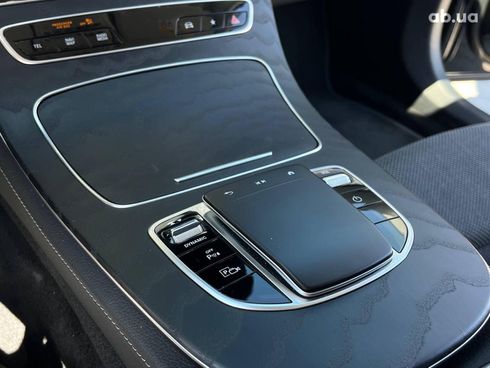 Mercedes-Benz E-Класс 2020 черный - фото 49
