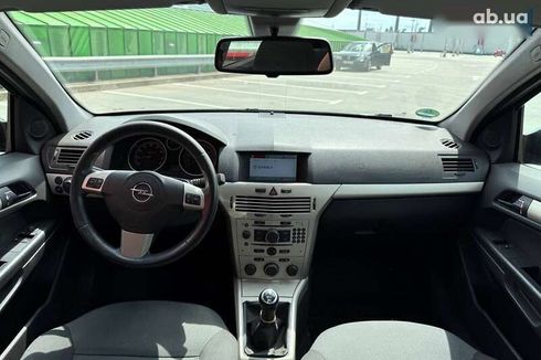 Opel Astra 2007 - фото 13