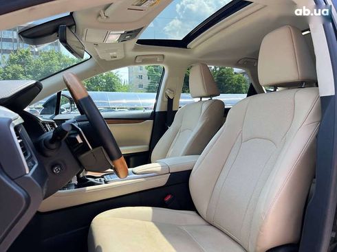 Lexus RX 2022 - фото 10