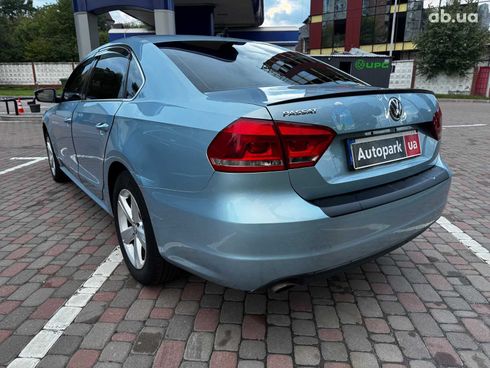 Volkswagen passat b7 2012 синий - фото 10