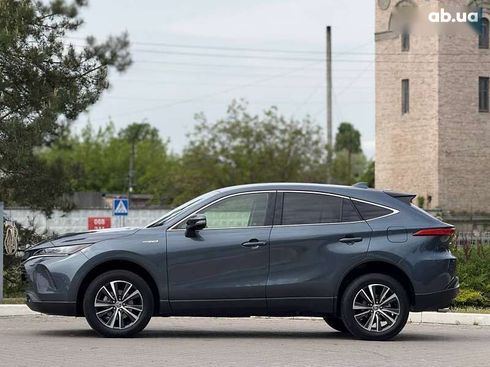 Toyota Venza 2021 - фото 18