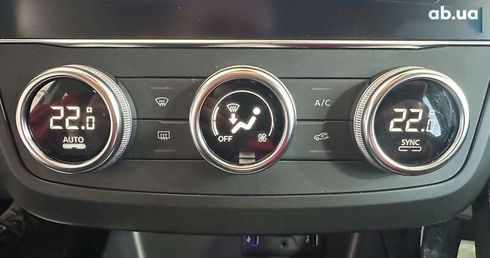 Renault Kadjar 2020 - фото 15