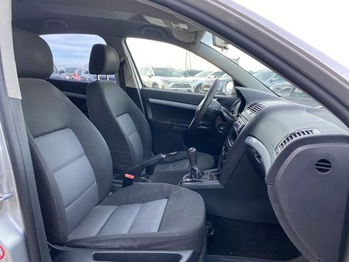 Skoda Octavia 2006 серый - фото 6