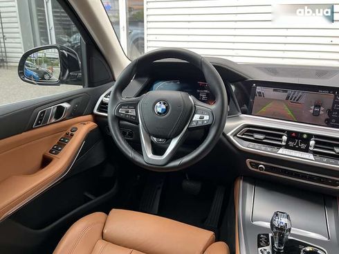 BMW X5 2022 - фото 17