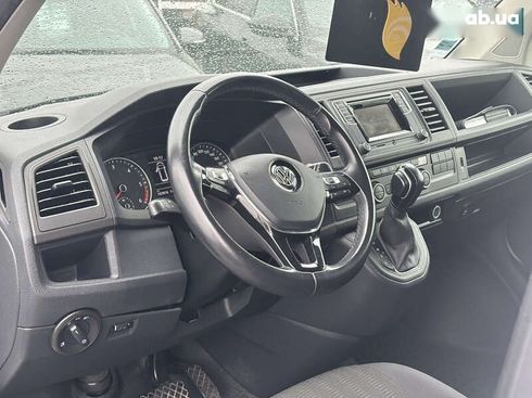 Volkswagen Caravelle 2019 - фото 12