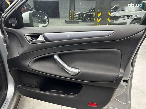 Ford Mondeo 2012 - фото 24