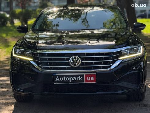 Volkswagen Passat 2020 черный - фото 2