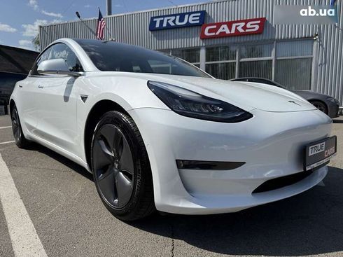 Tesla Model 3 2019 - фото 9