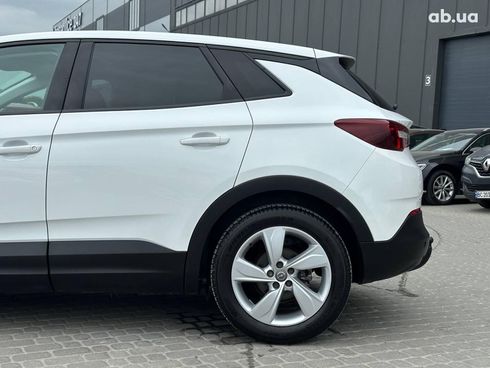 Opel Grandland X 2019 белый - фото 6
