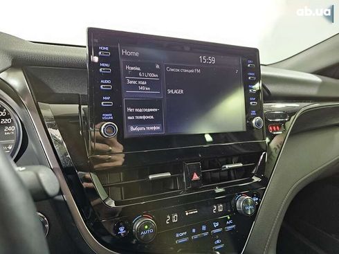 Toyota Camry 2022 - фото 29