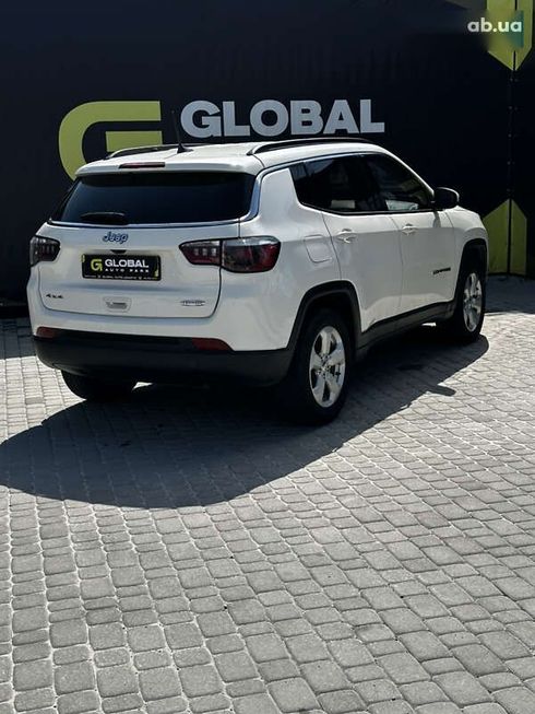 Jeep Compass 2018 - фото 19
