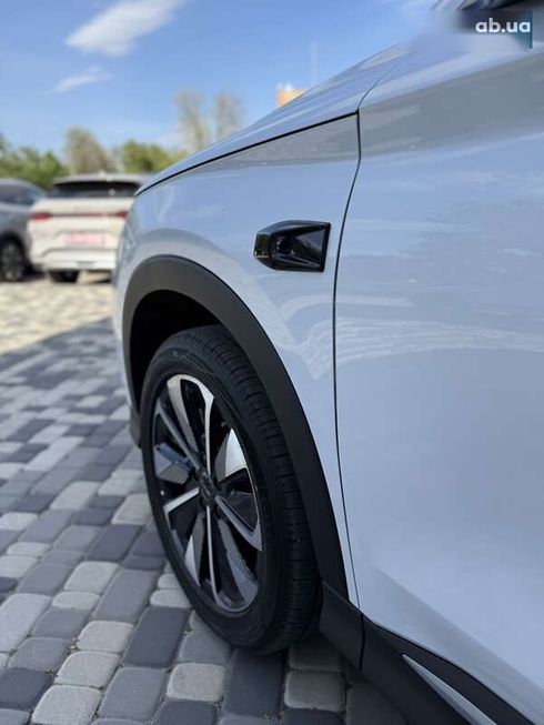 BYD Song Plus 2025 - фото 8