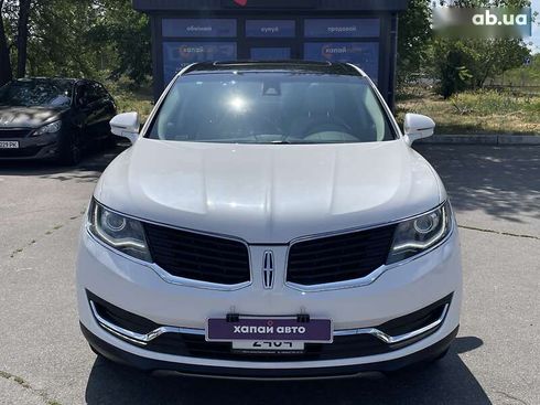 Lincoln MKX 2017 - фото 3