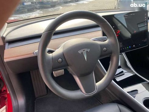 Tesla Model 3 2019 - фото 13