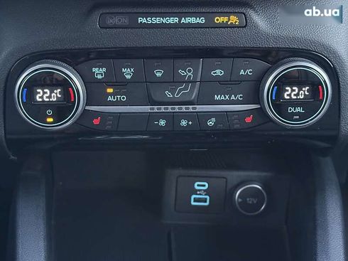 Ford Escape 2021 - фото 30