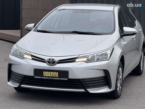 Toyota Corolla 2016 - фото 4