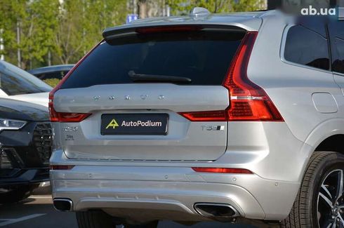 Volvo XC60 2018 - фото 15