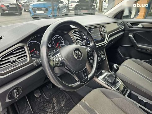 Volkswagen T-Roc 2017 - фото 29