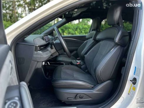 Ford Mustang Mach-E 2021 - фото 15