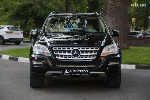 Mercedes-Benz M-Класс 2010 - фото 2