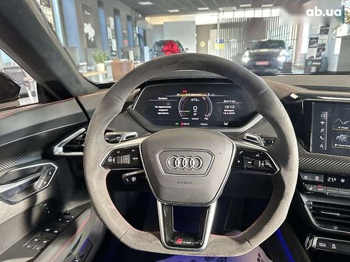 Audi RS e-tron GT 2022 - фото 13