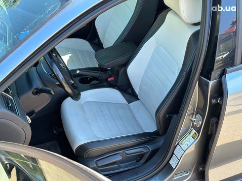 Volkswagen Jetta 2016 серый - фото 16