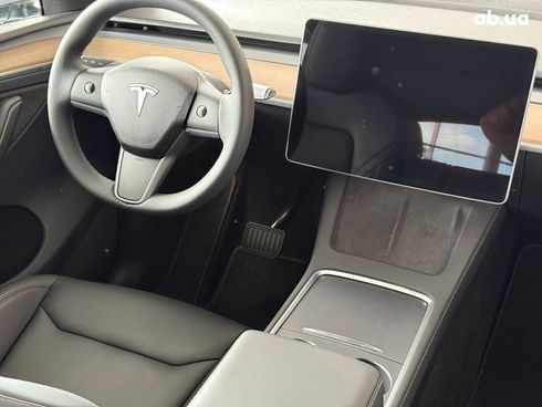Tesla Model Y 2023 серый - фото 20