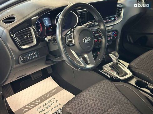 Kia Cee'd 2021 - фото 16