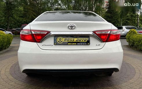 Toyota Camry 2016 - фото 6