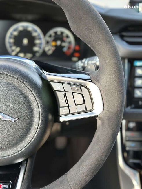 Jaguar XF 2016 - фото 16