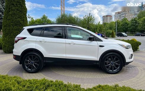 Ford Escape 2016 - фото 8
