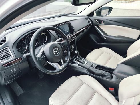 Mazda 6 2014 белый - фото 21