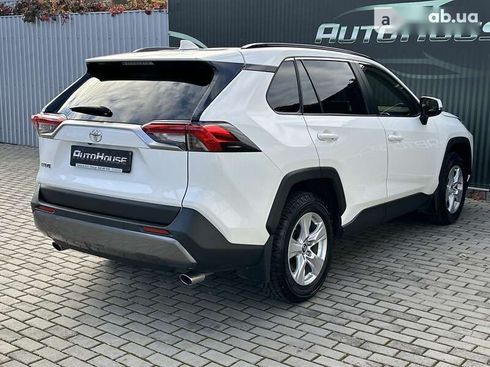 Toyota RAV4 2019 - фото 18