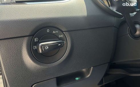 Skoda Octavia 2017 - фото 18