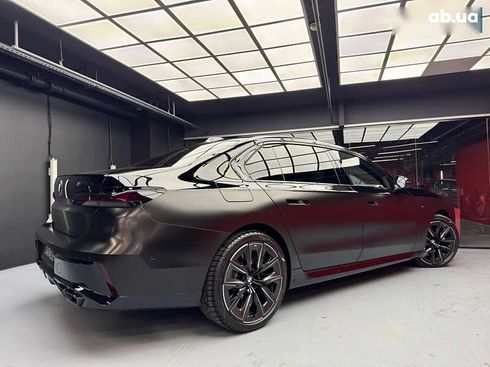 BMW 7 серия 2022 - фото 20