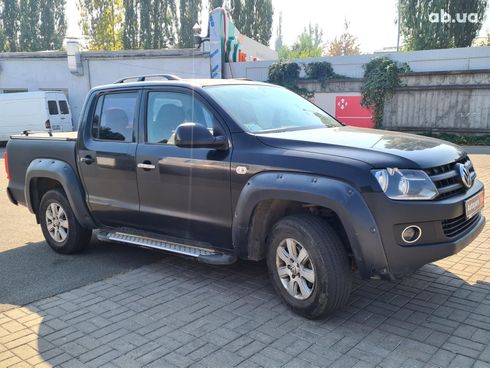 Volkswagen Amarok 2011 черный - фото 3