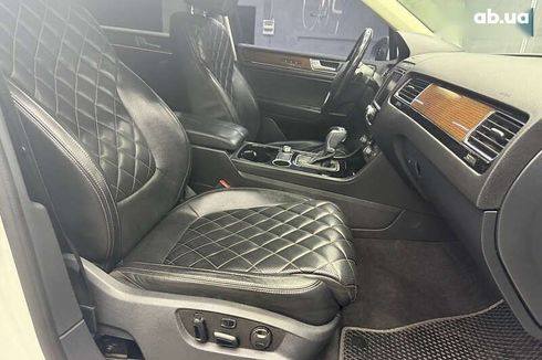 Volkswagen Touareg 2017 - фото 18