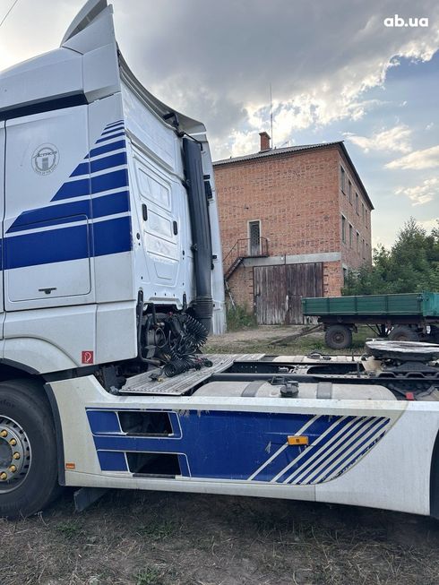 Mercedes-Benz Actros 2012 белый - фото 14