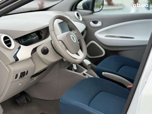Renault Zoe 2013 - фото 10