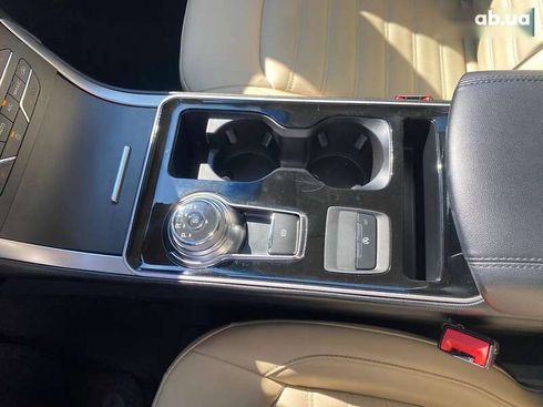 Ford Edge 2019 - фото 19