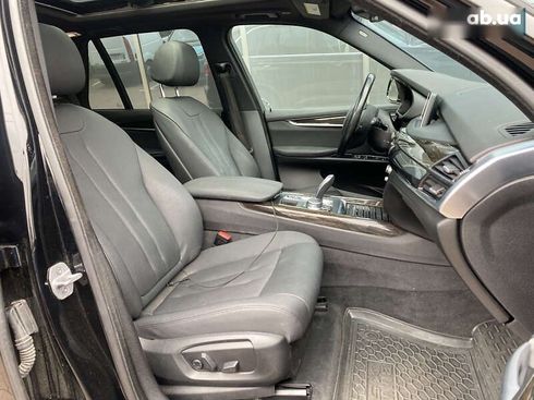 BMW X5 2017 - фото 11