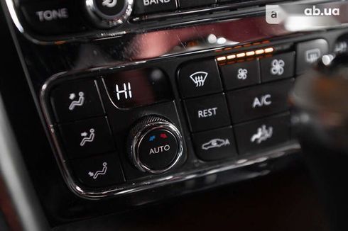 Bentley Continental GT 2012 - фото 30
