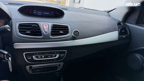 Renault Fluence 2013 - фото 21
