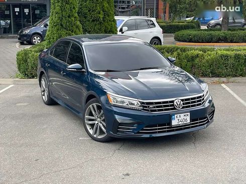 Volkswagen Passat 2018 - фото 2