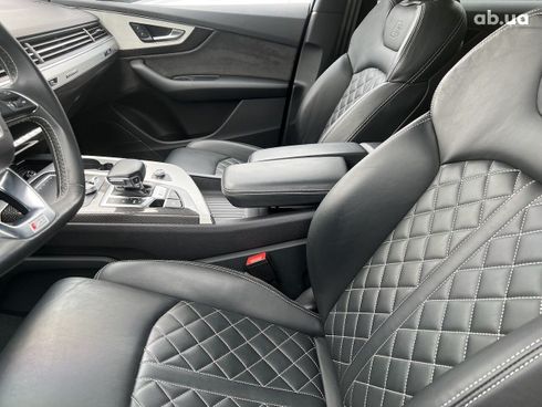 Audi SQ7 2019 - фото 16