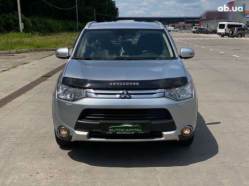 Mitsubishi Outlander 2014 - фото 2