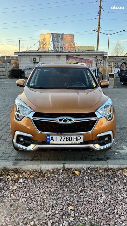 Chery Tiggo 4 2018 оранжевый - фото 5